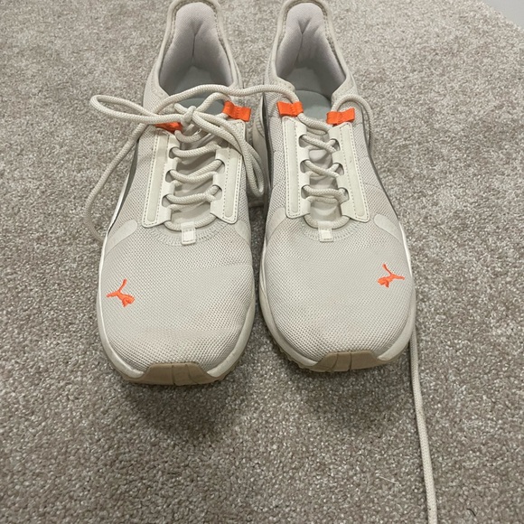 Puma Men's Off White and Green with Orange Accents Casual Sneakers - Picture 3 of 3